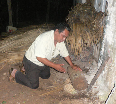 Raul showing the hive of indigenous stingless bees